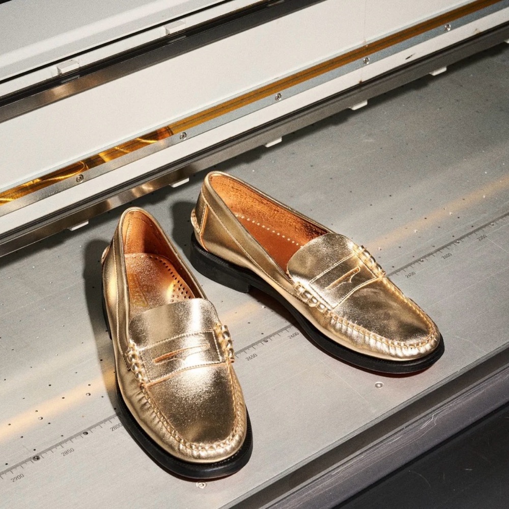 Sebago Dan Men’s Gold Leather Penny Loafers limited edition MET GALA size 10